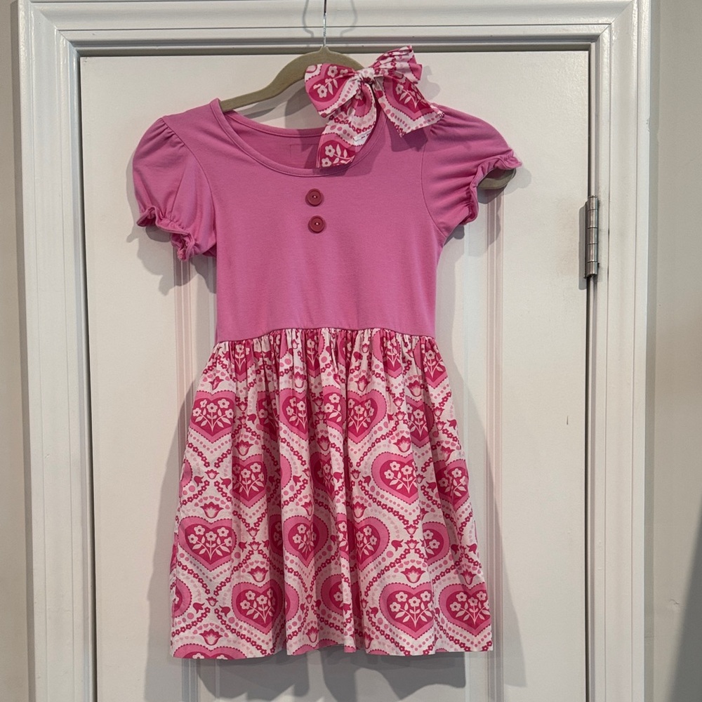 Eleanor Rose 6-7, Pink Heart-Print Girls' Dress with hair bow